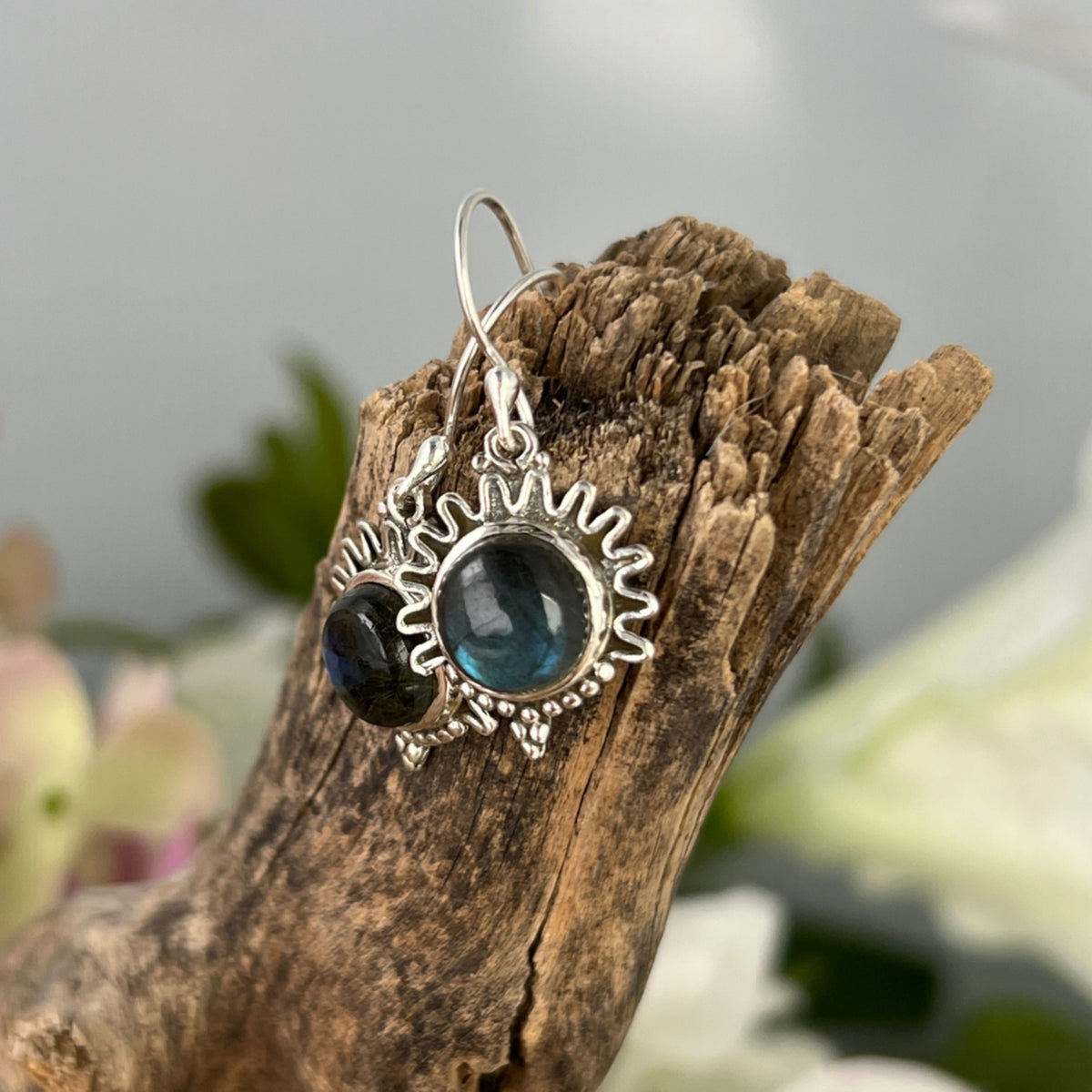 Labradorit örhängen i 925 silver, designmodell 3