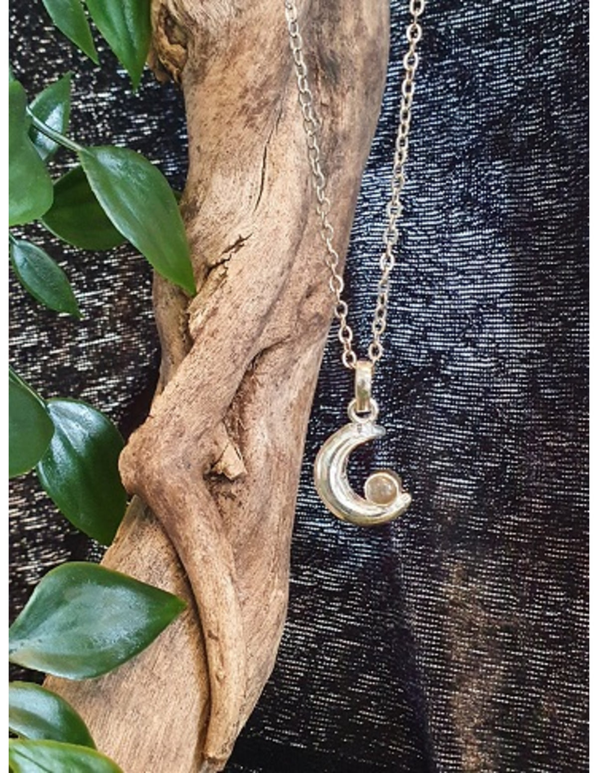 Labradorit hänge i silver, måne, 2,3 cm