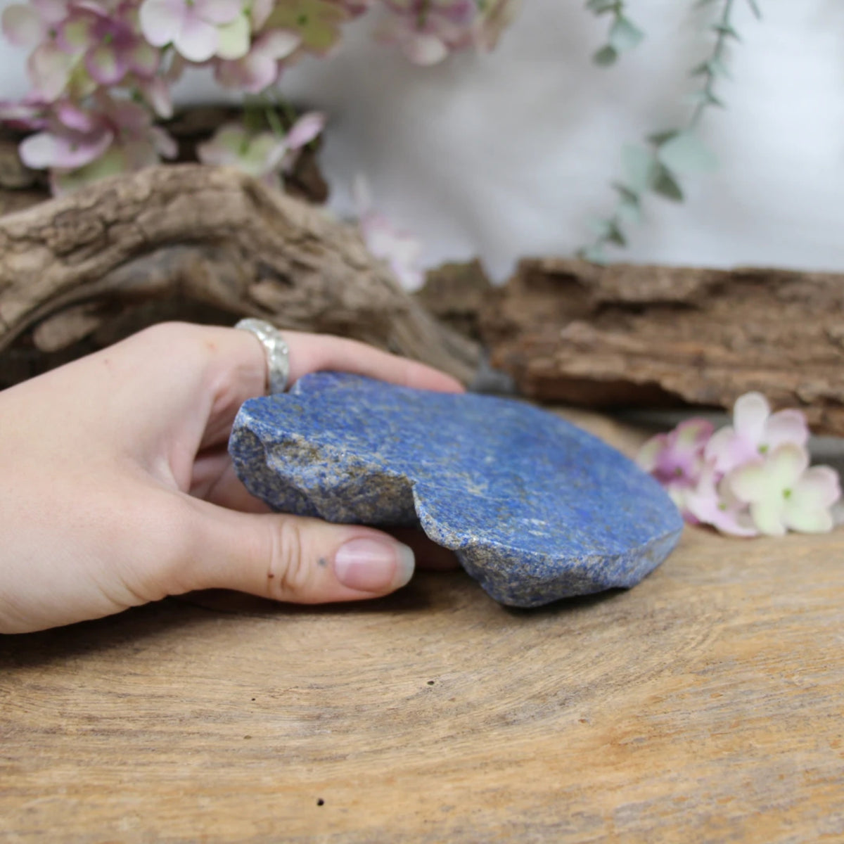 Lapis lazuli halvpolerad skiva, 13 x 9 cm, nr 11 (390 g)