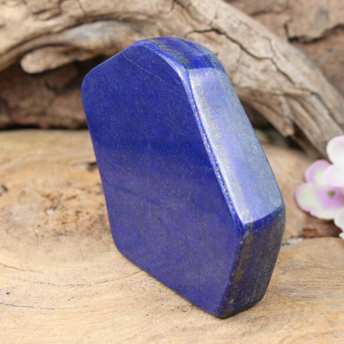 Lapis lazuli skulptur, 10 x 8,8 x 2,2 cm, nr 24