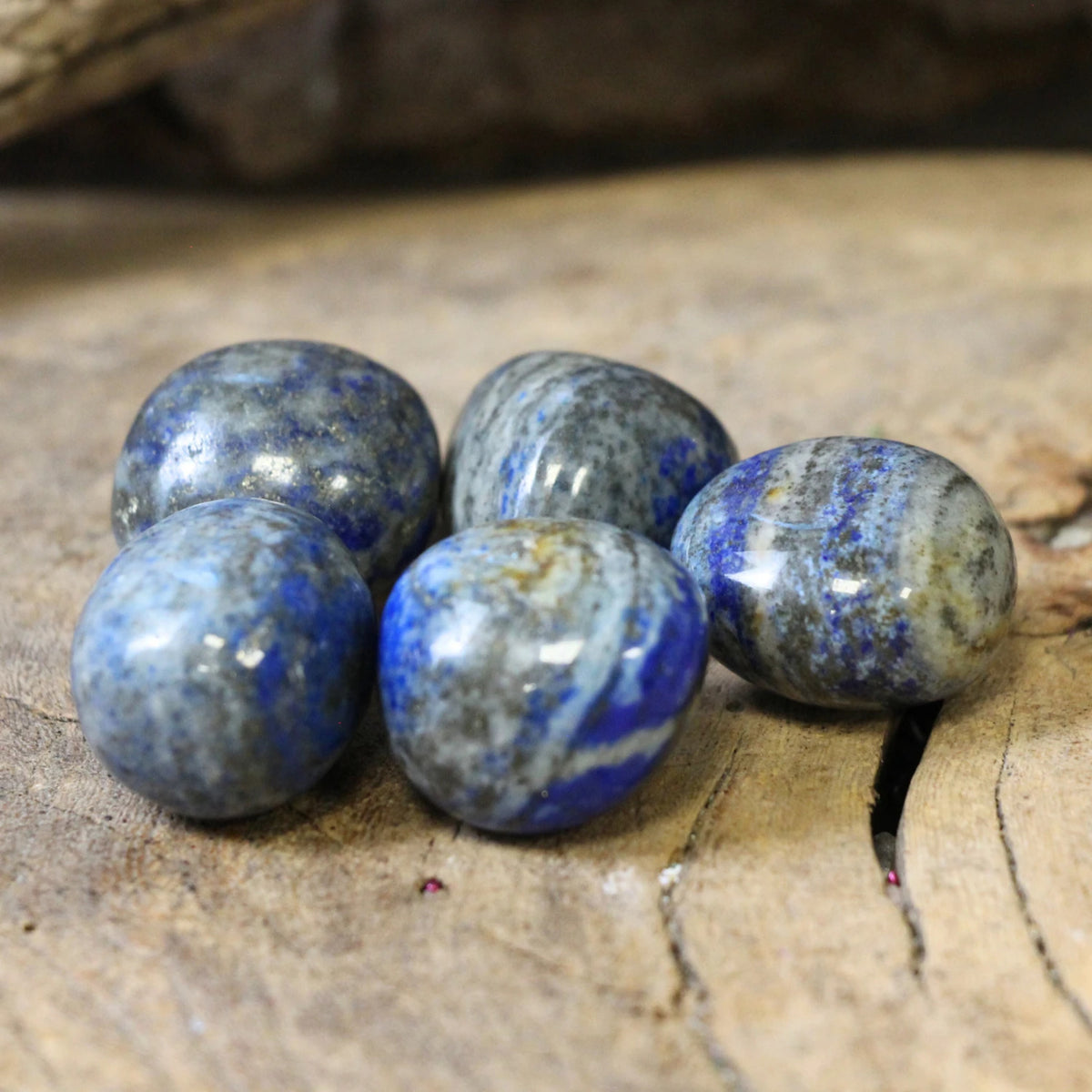 Lapis lazuli trumlade stenar, 50 g