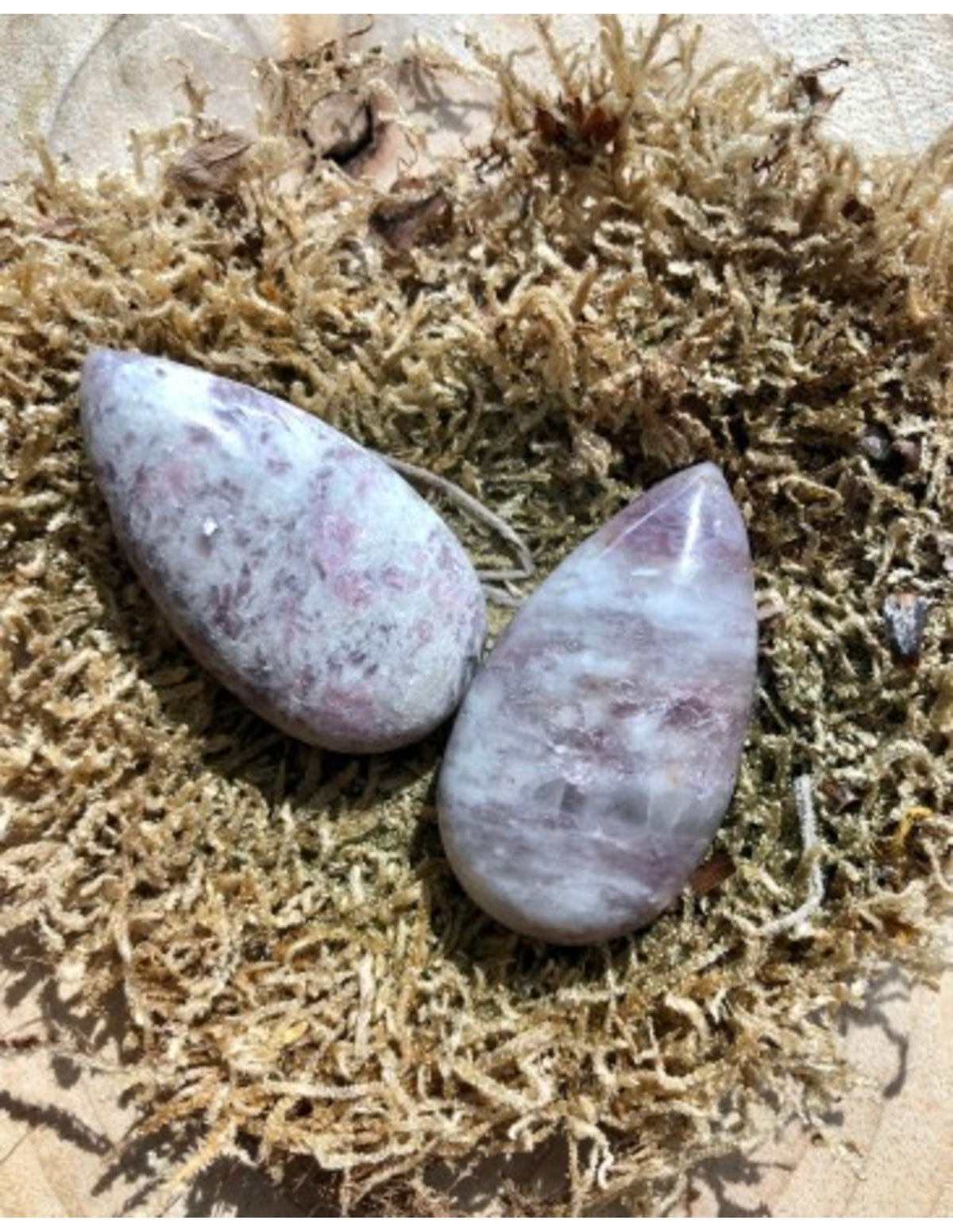 Lepidolit hänge, droppform, 4 cm, 18 g