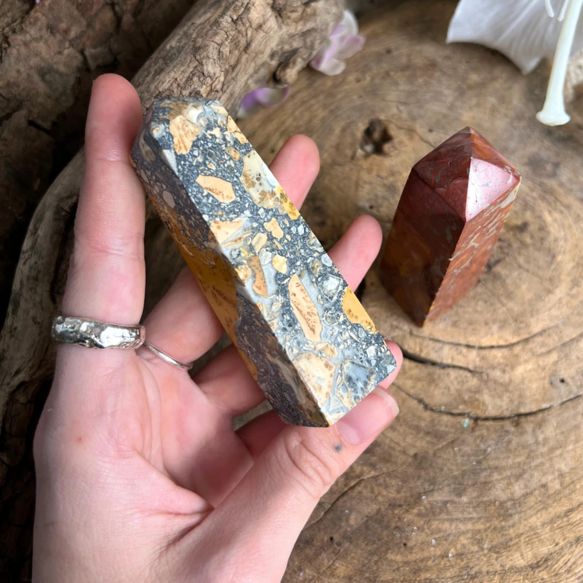 Maligano jaspis obelisk, ca 9 cm