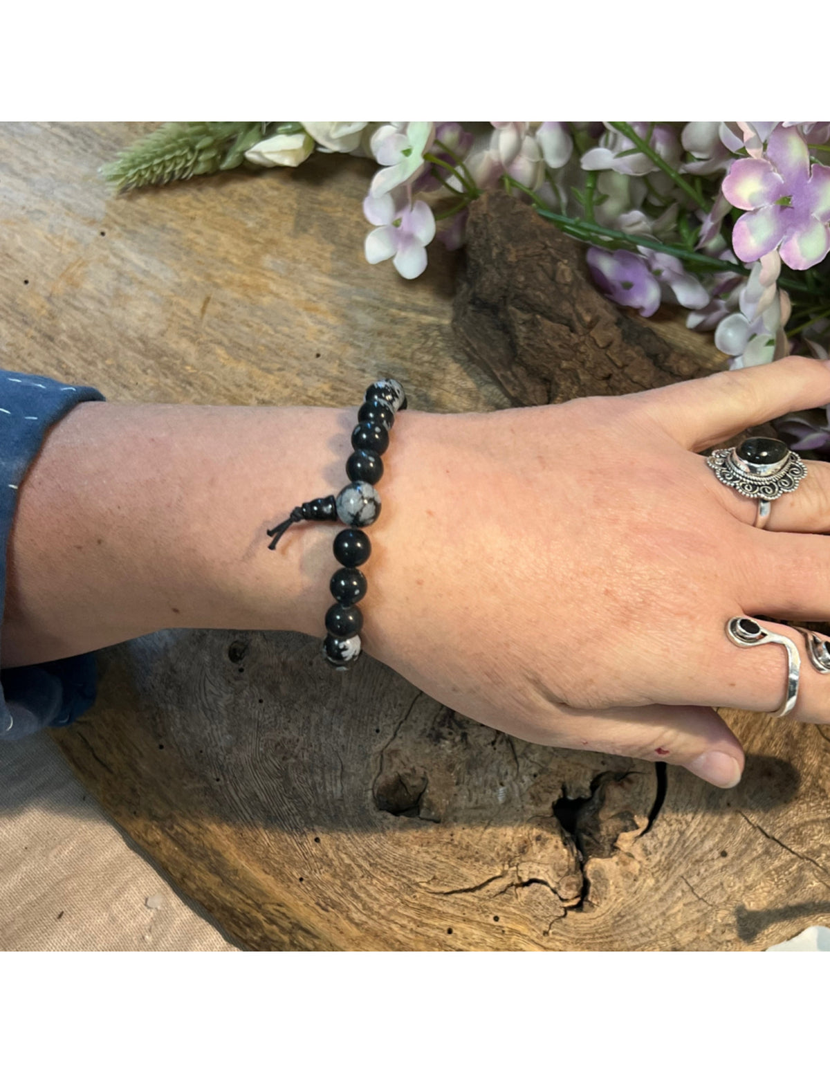 Obsidian armband med runda pärlor, snöflinga, 18 cm