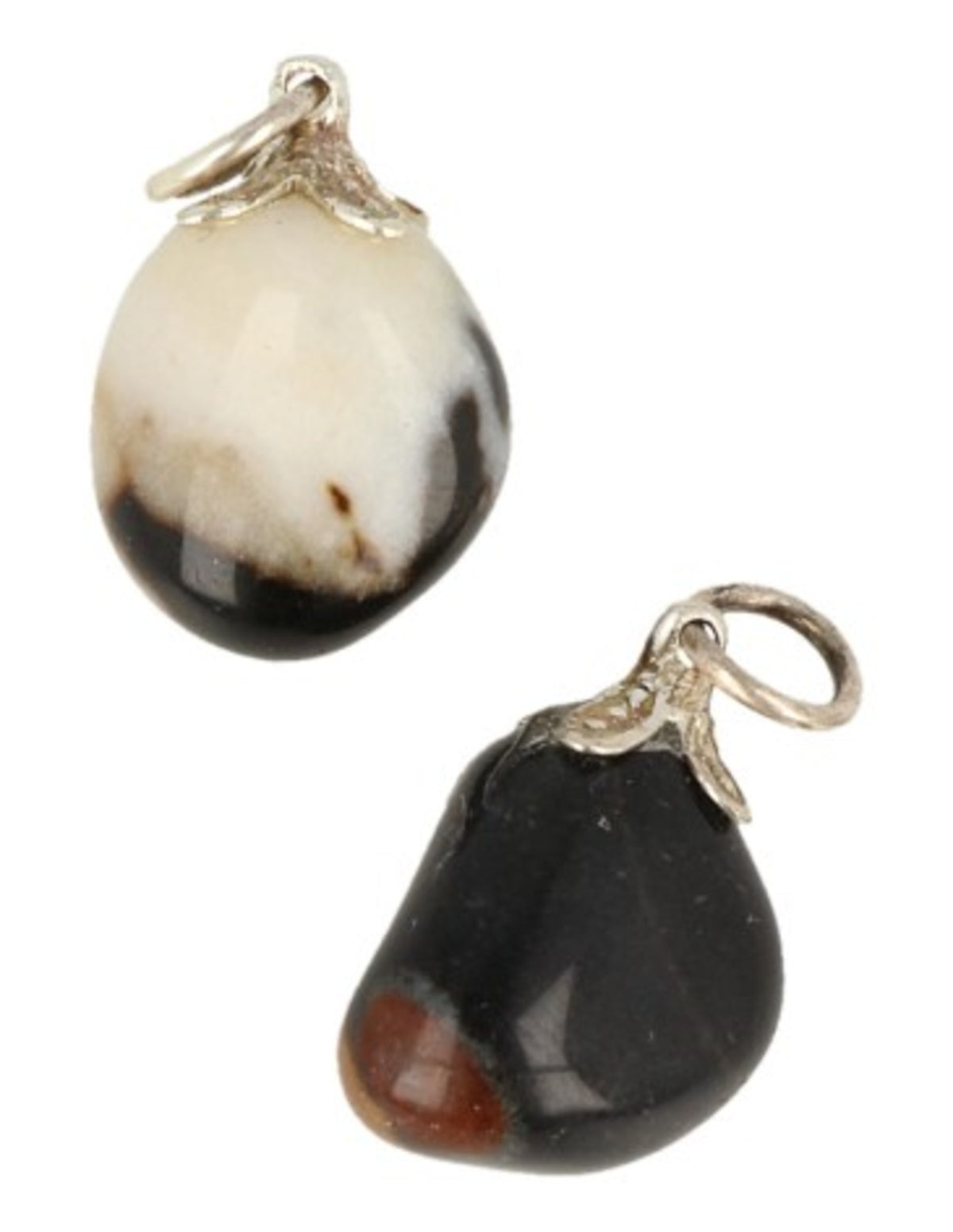 Sardonyx hänge, rödbrun med vita och svarta band, 3 till 4 cm