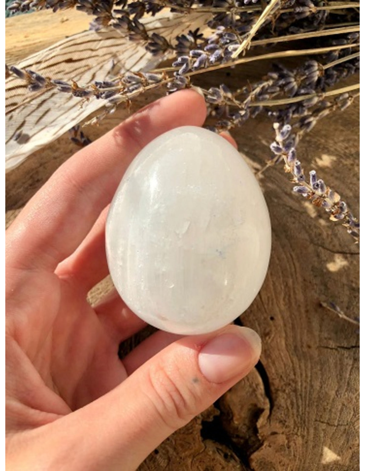 Selenit ägg, polerat, ca 5 cm (170 g)