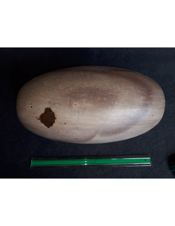 Shiva lingam XL, kvartsit, 37 kg