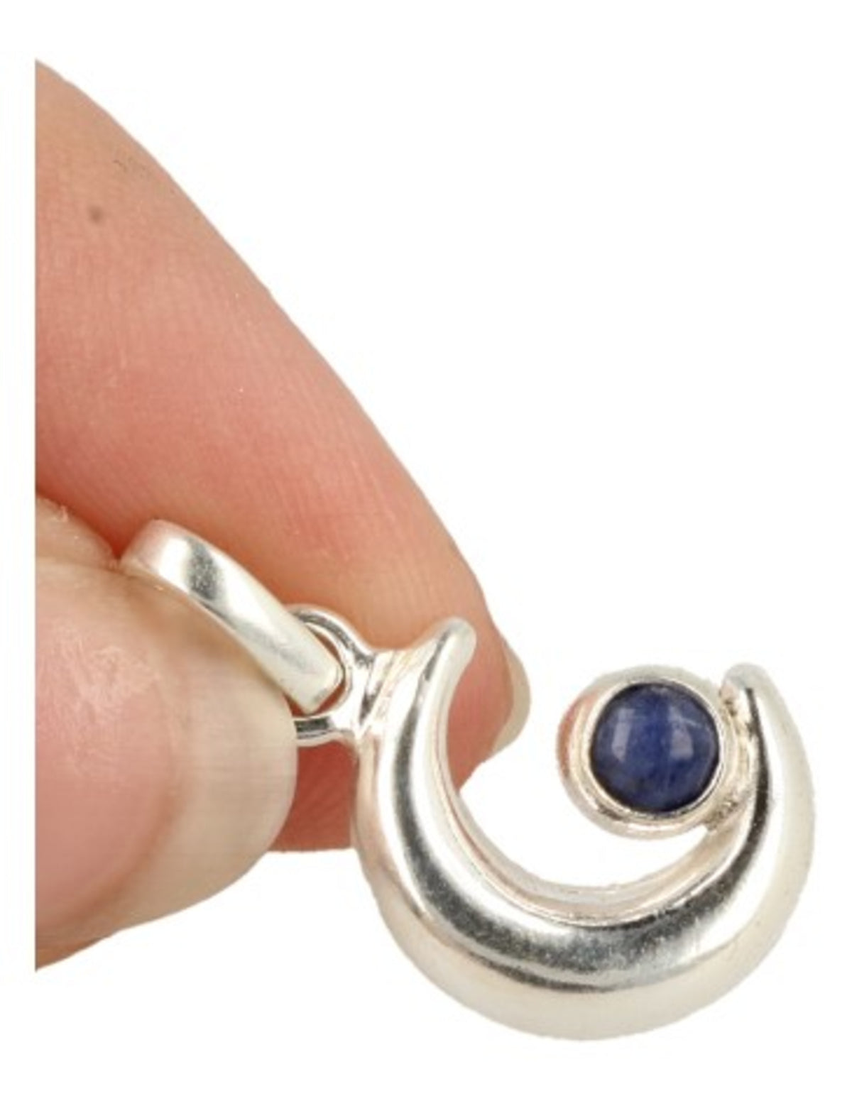 Sodalit hänge i silver, måne med rund sten, 2,3 cm