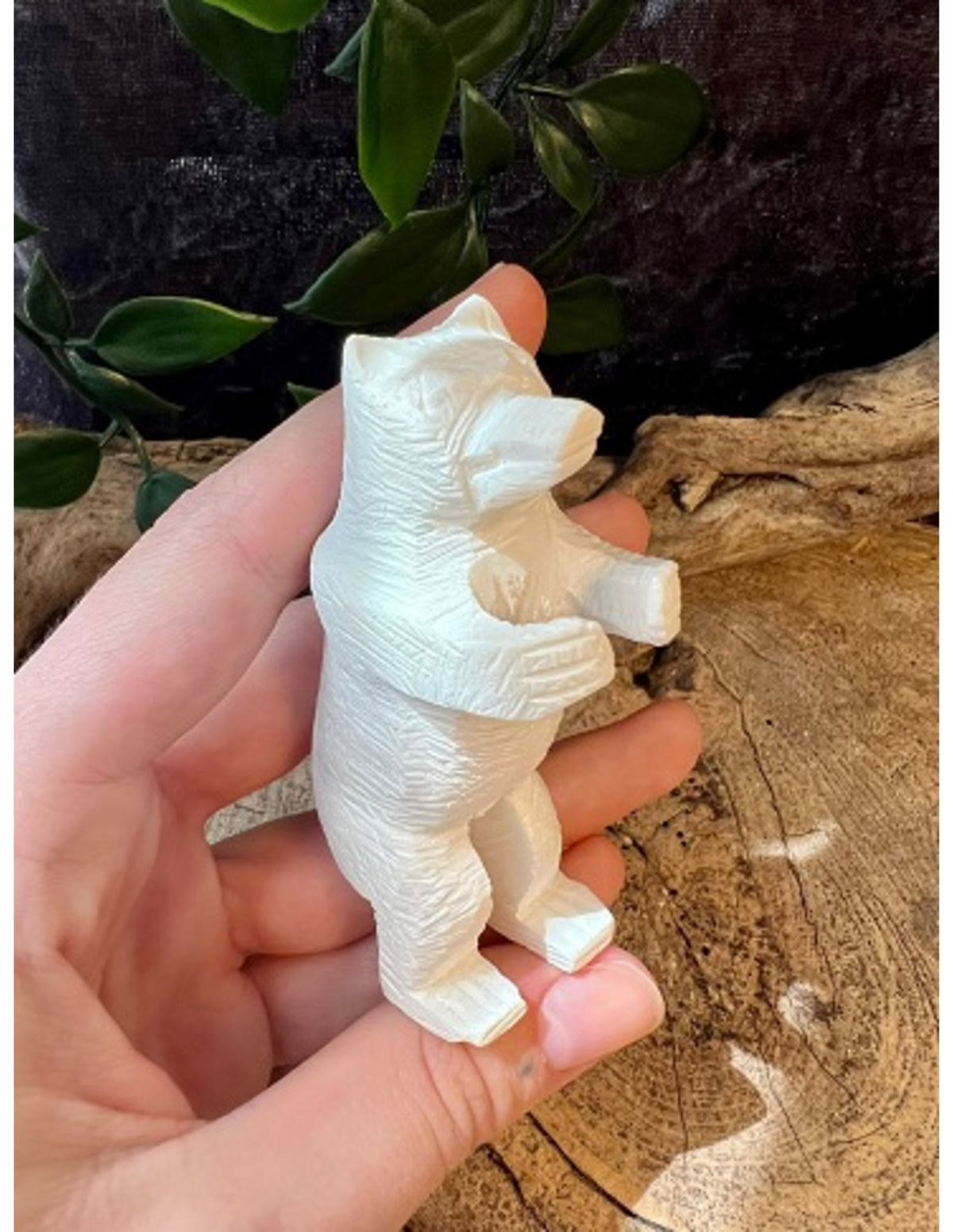Täljsten björn, stående, vit, 8,5 x 3 x 4 cm