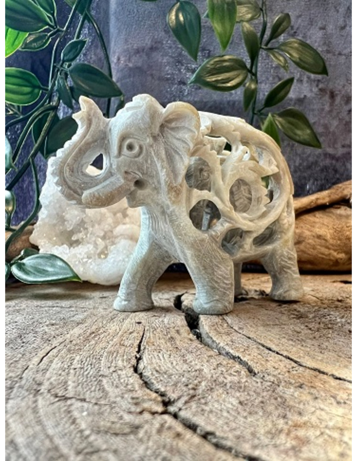 Täljsten figur, elefant i elefant, 6,5 cm, slurv upp