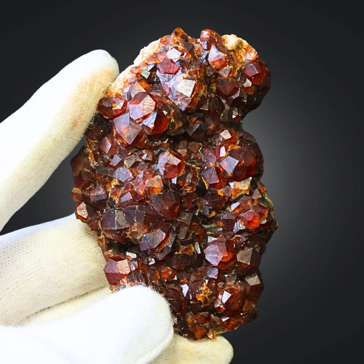 Spessartin med granat, rå, 7,5 cm, 100 g, nr 18