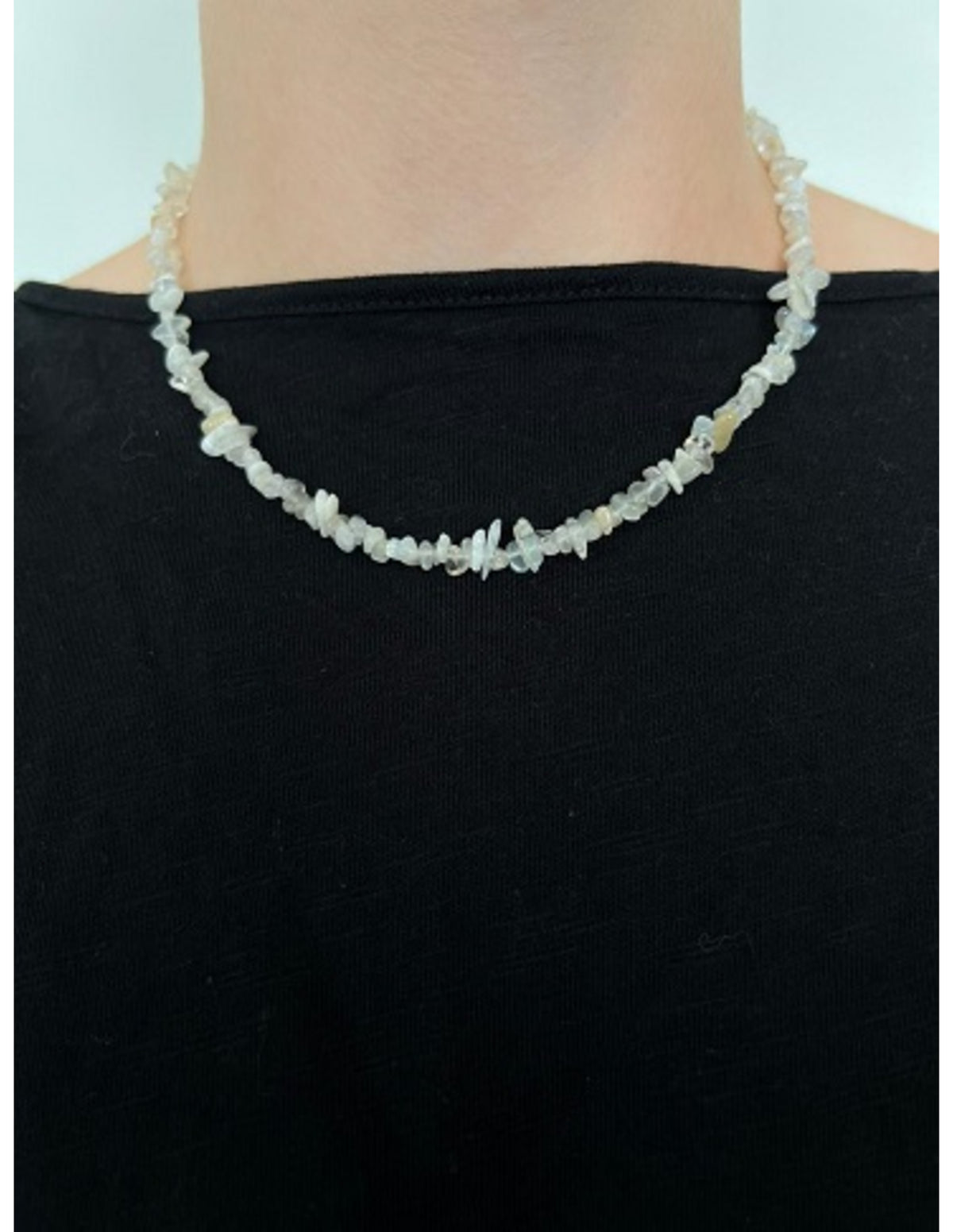 Vit månsten halsband med smala splitstenar, 45 cm