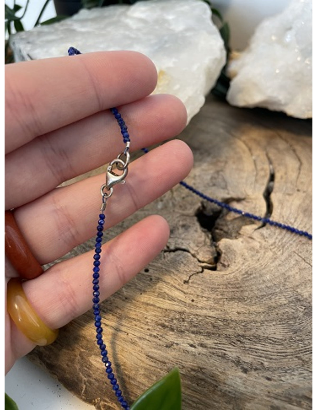 Lapis lazuli halsband, 2 mm fasettslipade pärlor, 44 cm