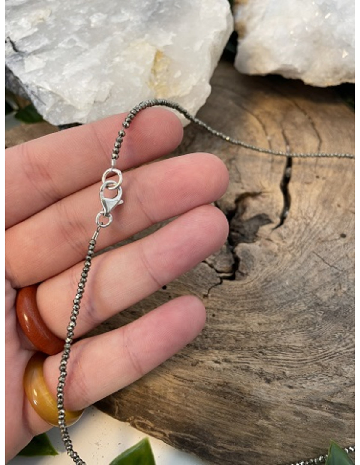 Pyrit halsband, fasettslipade stenar, silverlås, 44 cm