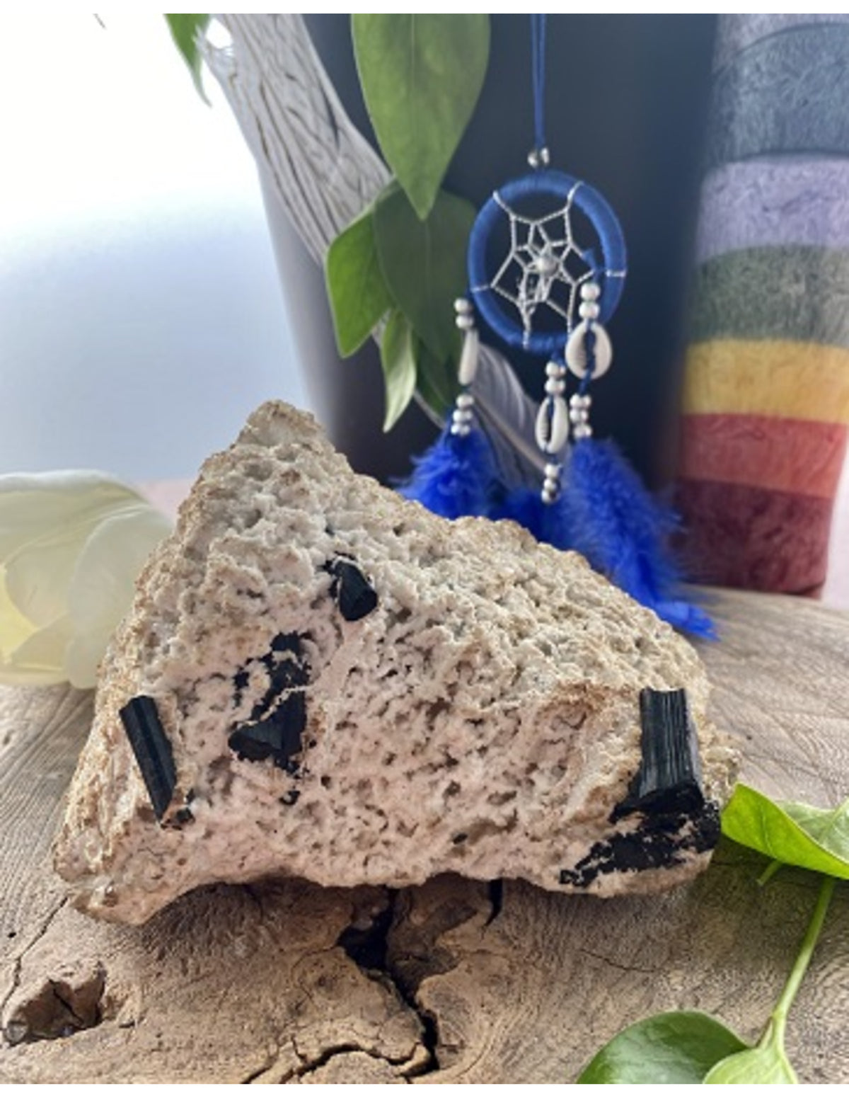Svart turmalin med glimmer, rå, nr 5 (889 g)