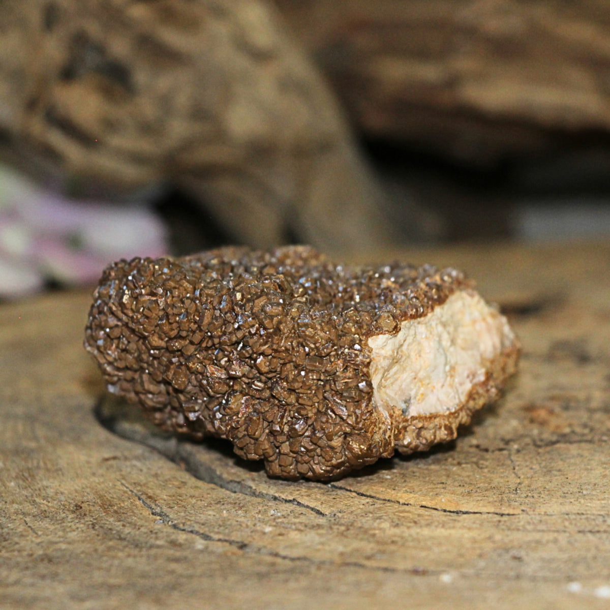 Vanadinit chokladbrun, rå, nr 04 (4,7 cm)