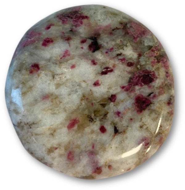 Rubellit i månsten ficksten, 4 cm, 3 g